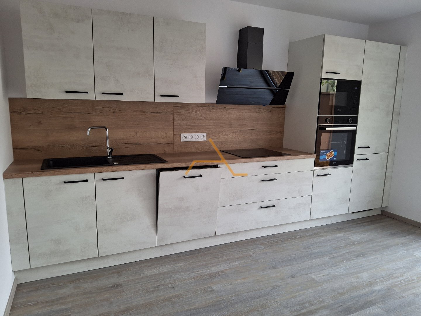 Agence immobilière de OFFICE IMMOBILIER ARIENTI