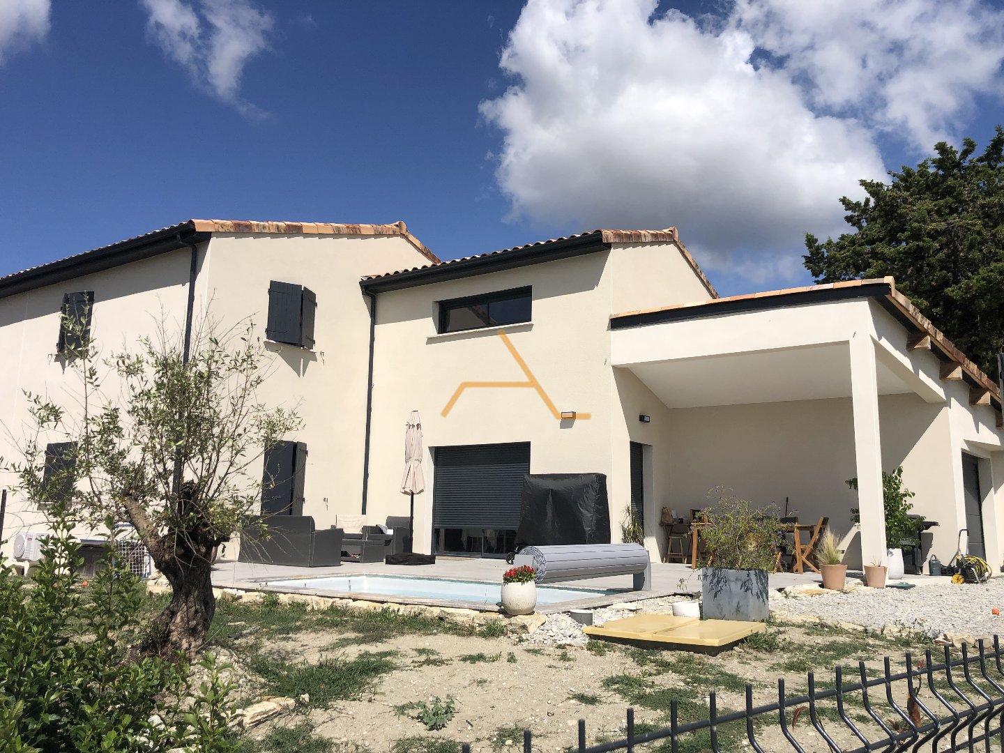 Agence immobilière de OFFICE IMMOBILIER ARIENTI
