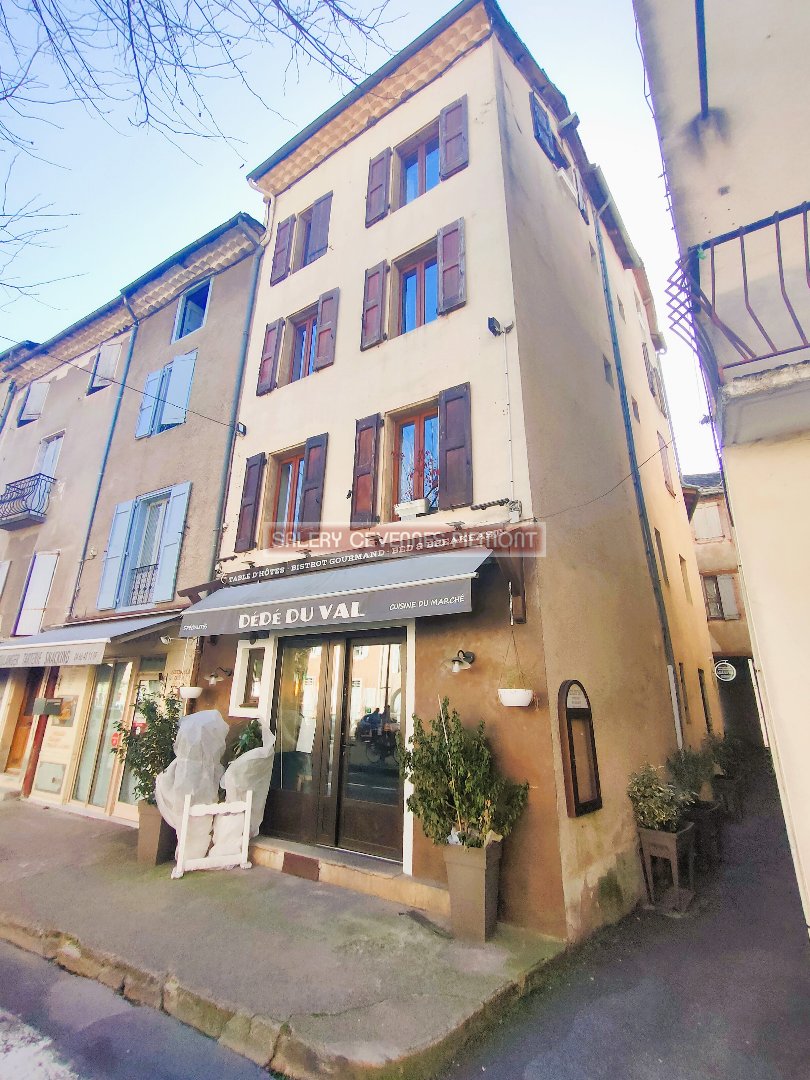 Maison de village