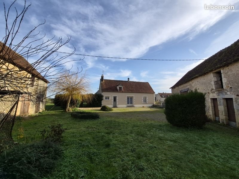 Maison 70m² — Pouligny-Saint-Pierre