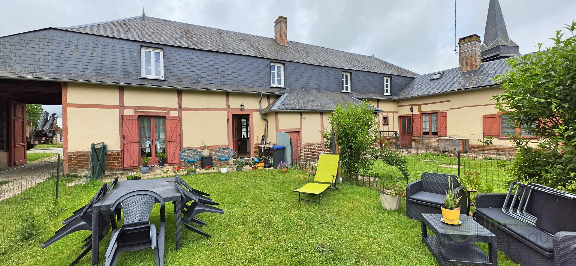 Maison 248m² — Fouilloy