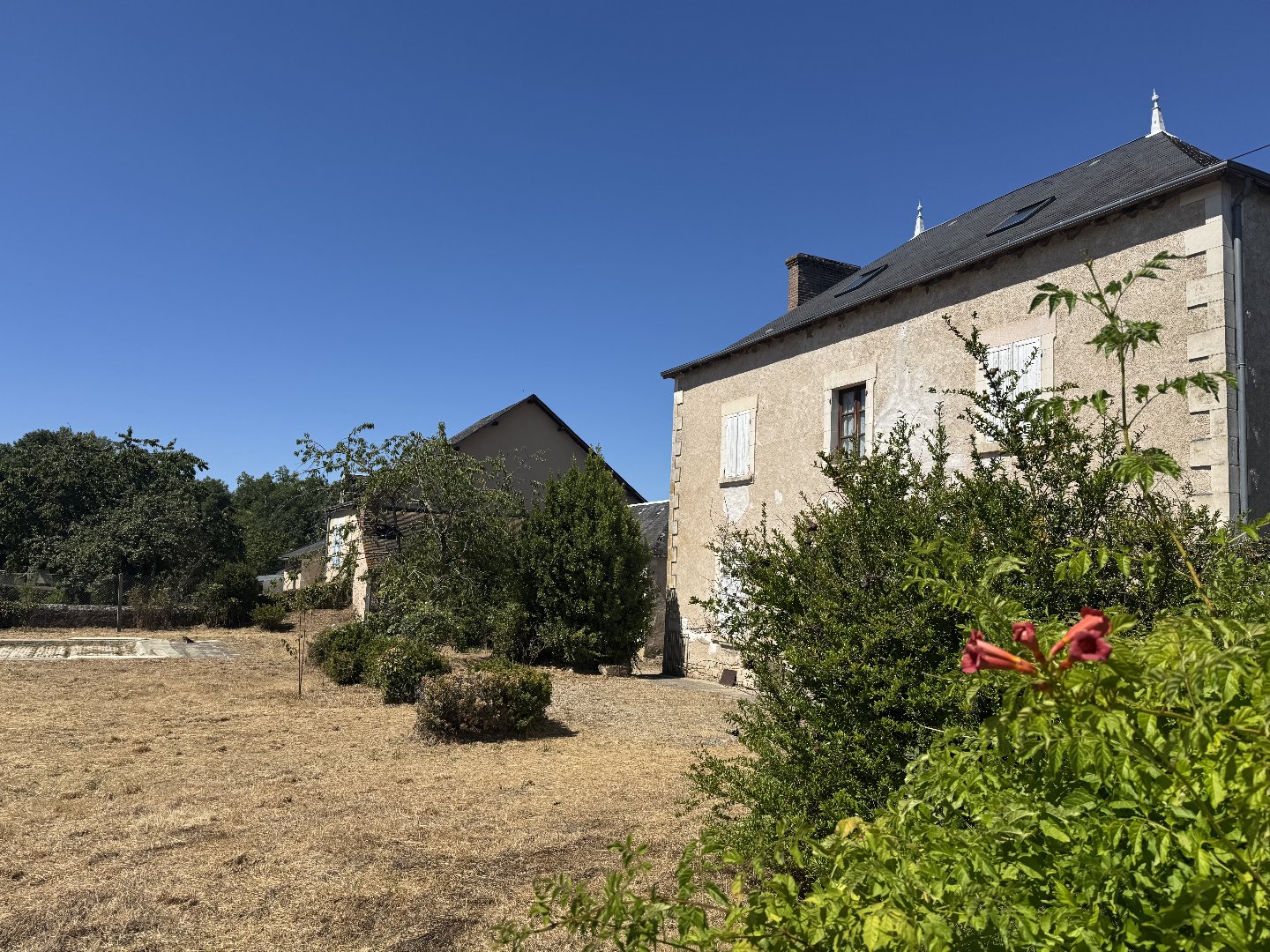 Maison 202m² — Mérigny