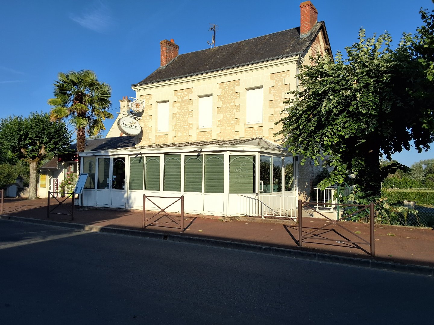 Premises 200m² — Preuilly-sur-Claise