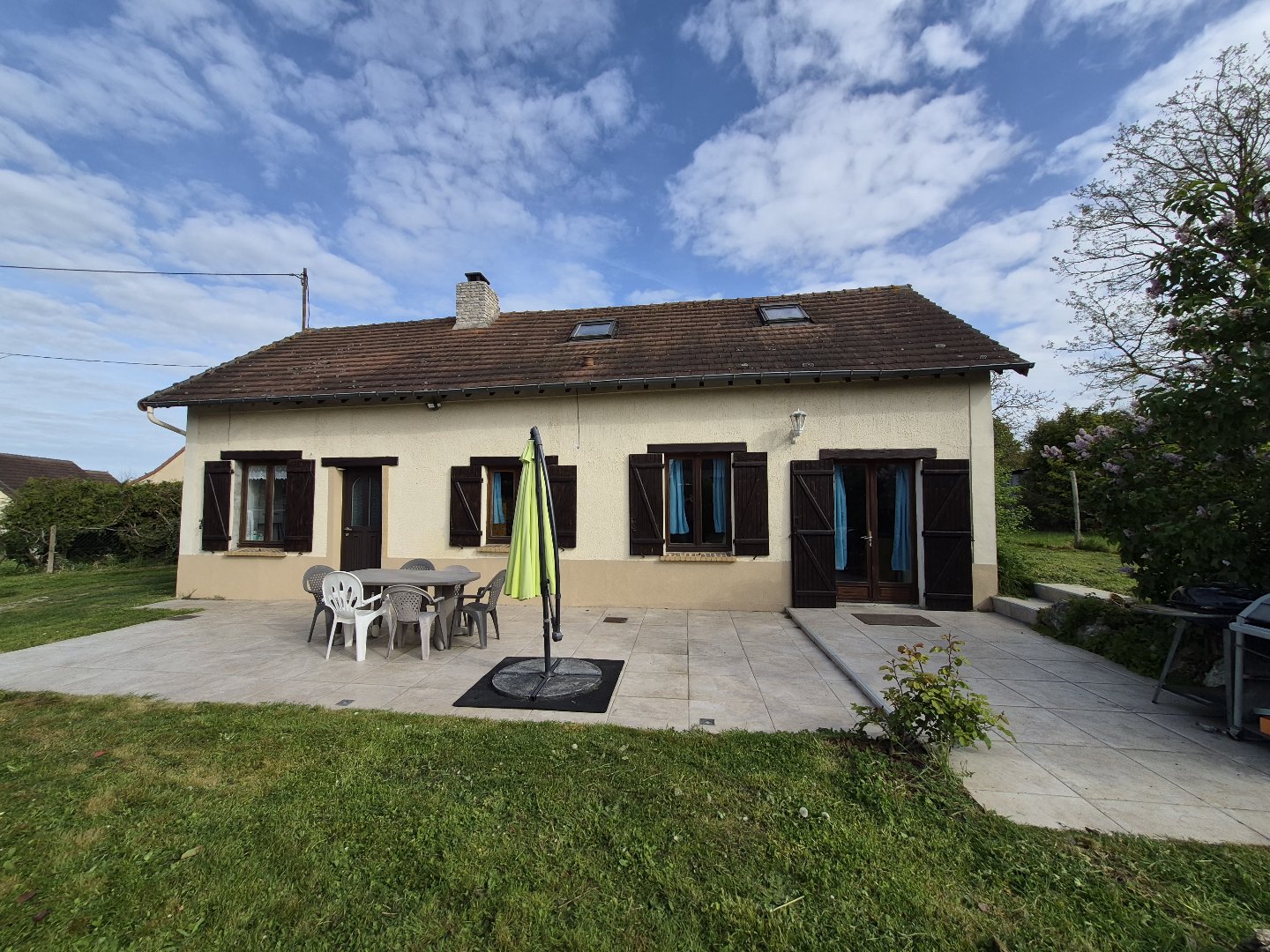 Maison 102m² — La Chaussée-d'Ivry