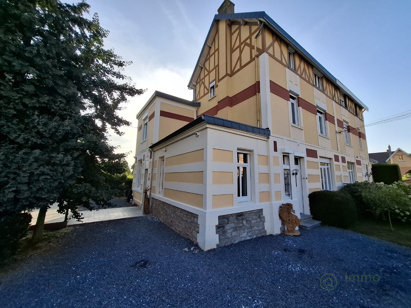 Maison 227m² — Jeumont
