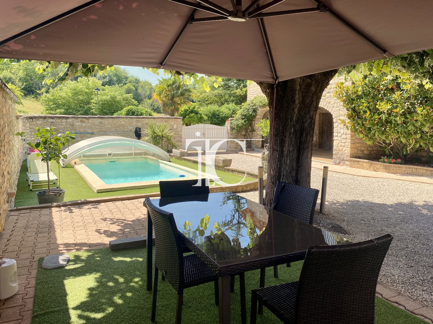 Maison 140m² — Rochegude
