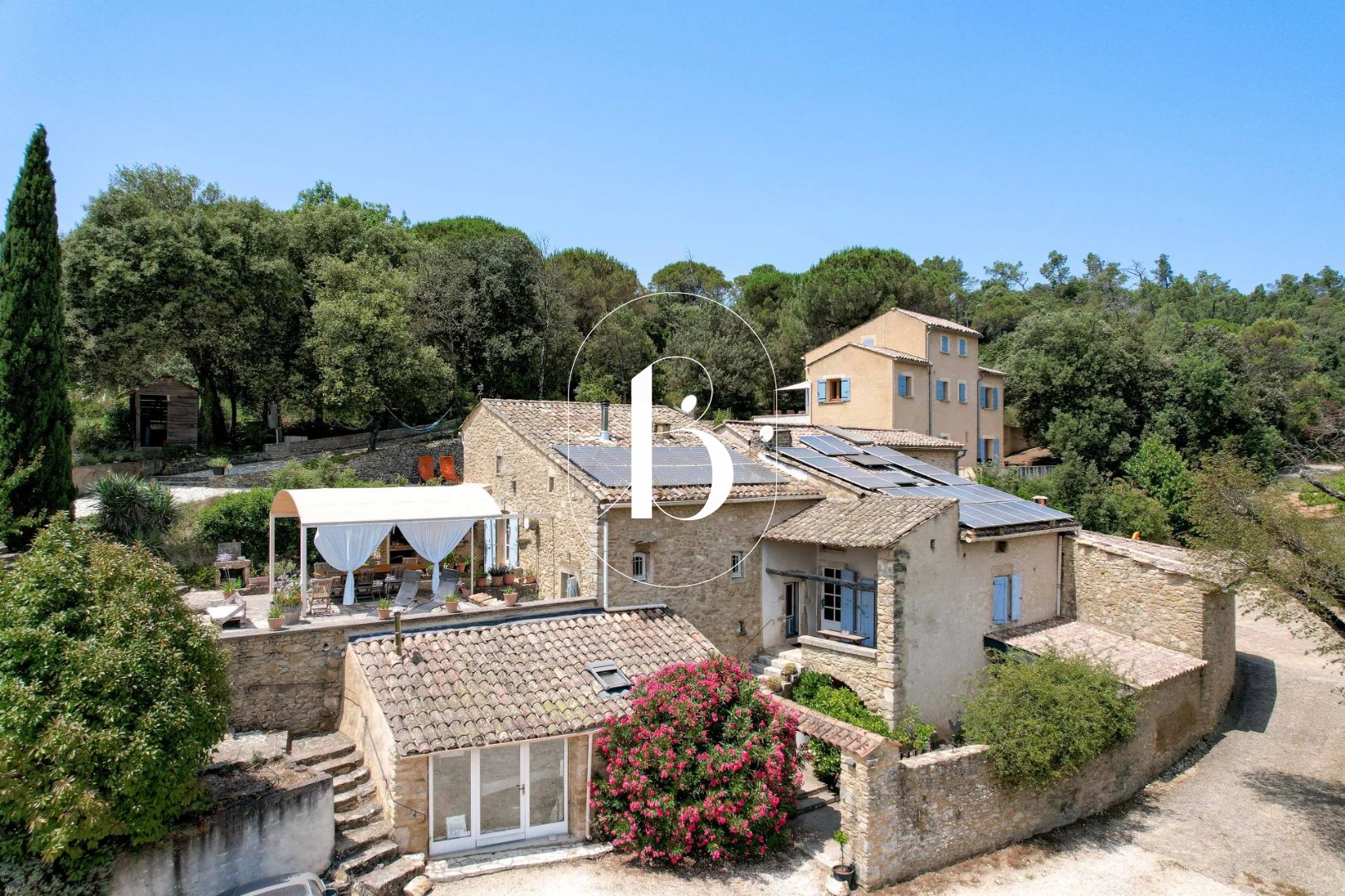 Maison 282m² — Carsan