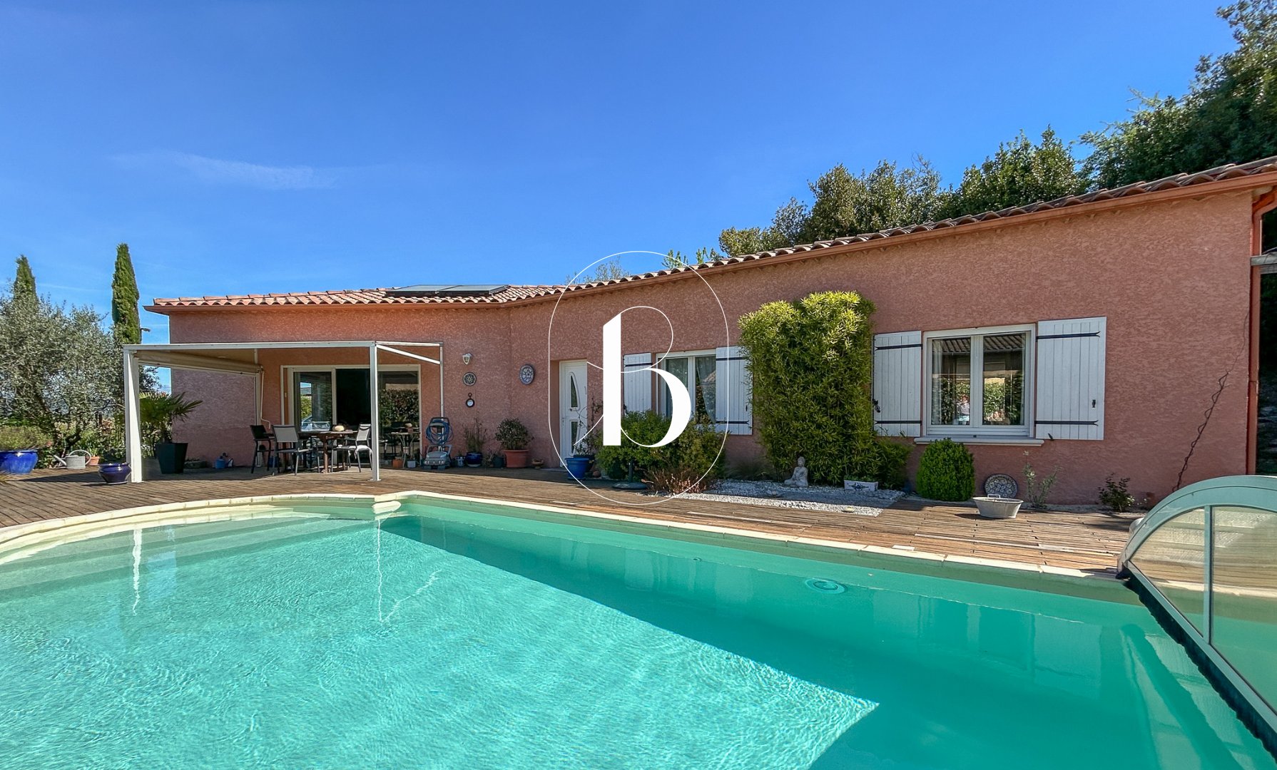 Maison 136m² — Barjac