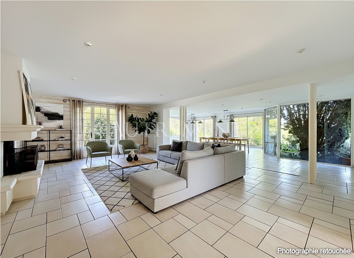Maison 280m² — Giroussens
