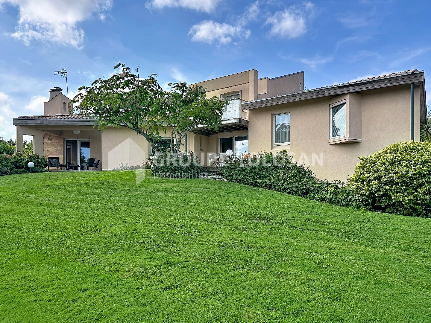 Maison 174m² — Castelnau-d'Estrétefonds