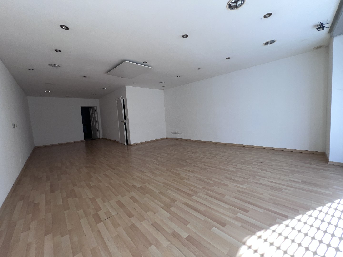 Agence immobilière de AAREVA IMMOBILIER