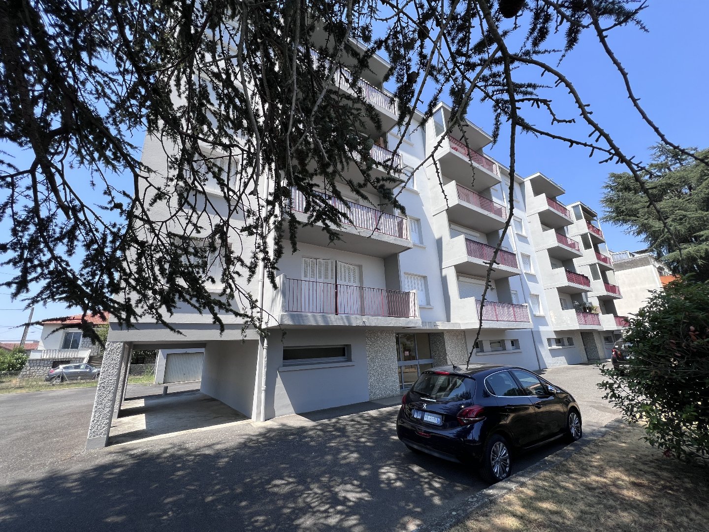 Agence immobilière de AAREVA IMMOBILIER