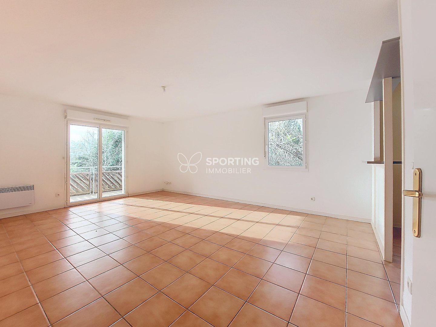 Appartement 65m² — Escassefort