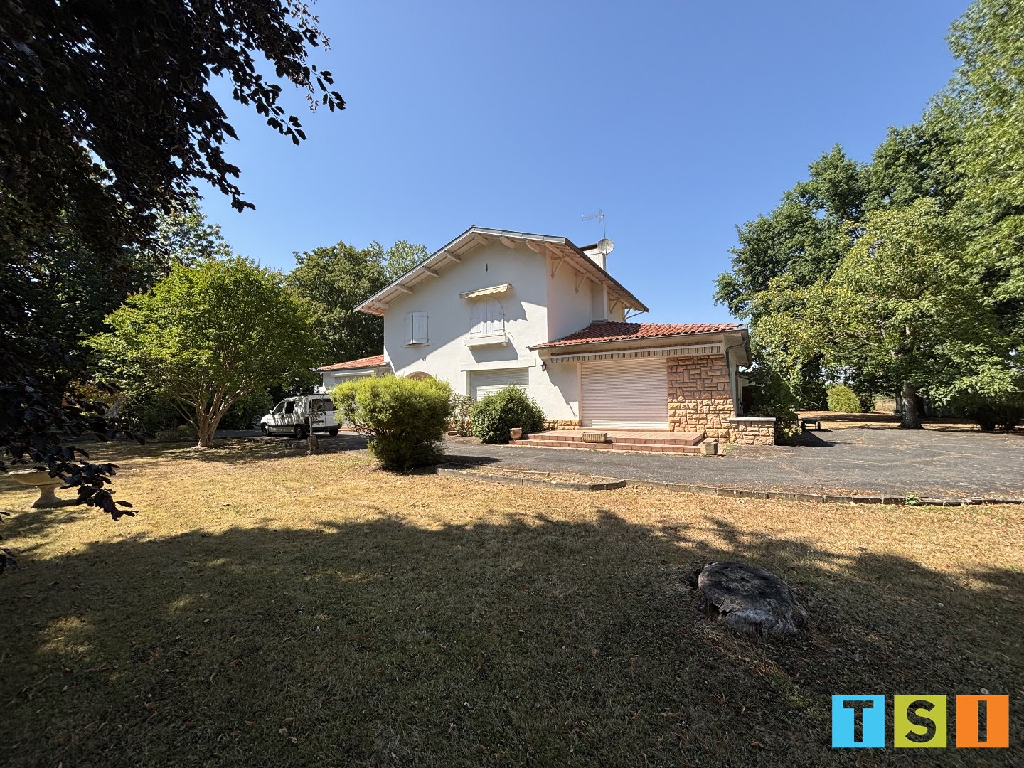Maison 223m² — Pointis-Inard