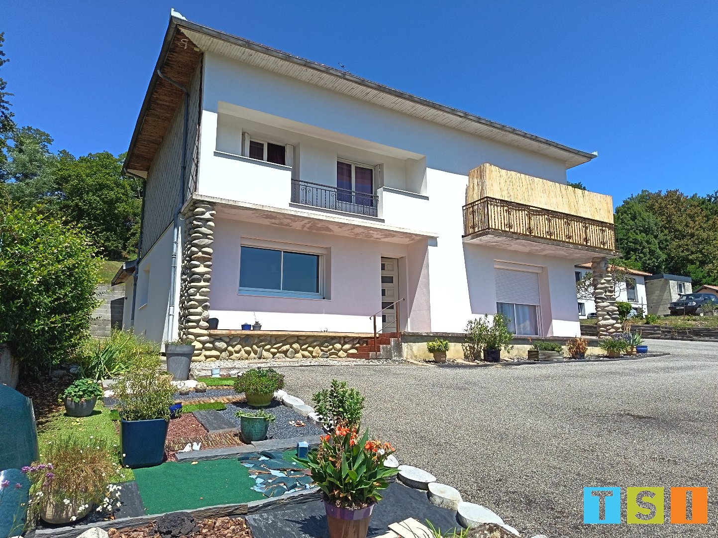 Maison 146m² — Saint-Laurent-de-Neste