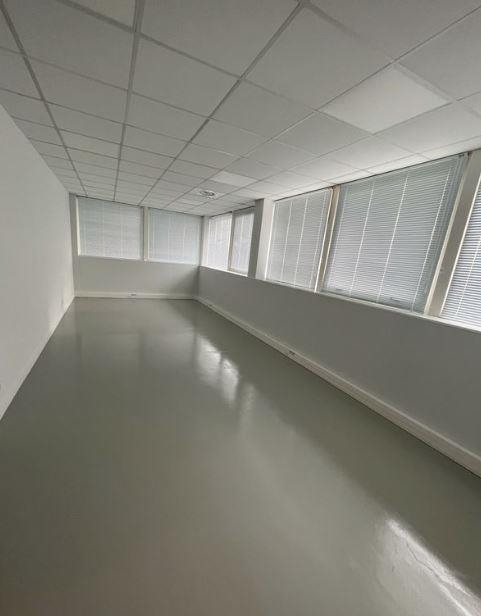 A louer Bureaux 220 m² 