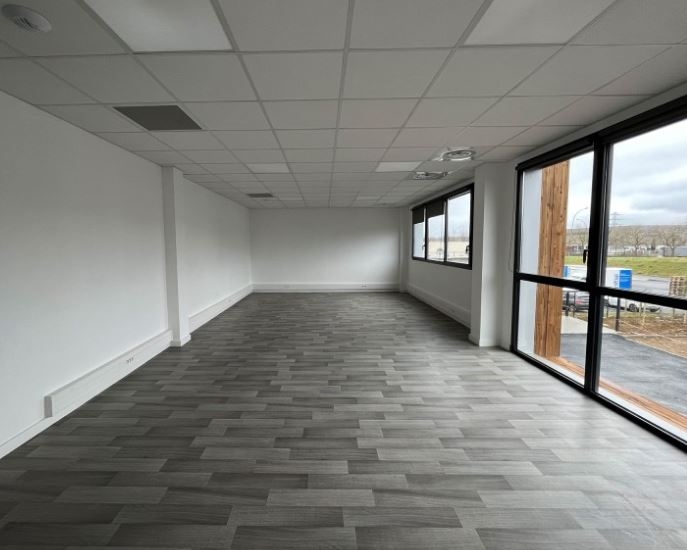 A louer Entrepôt 296 m² Toulouse