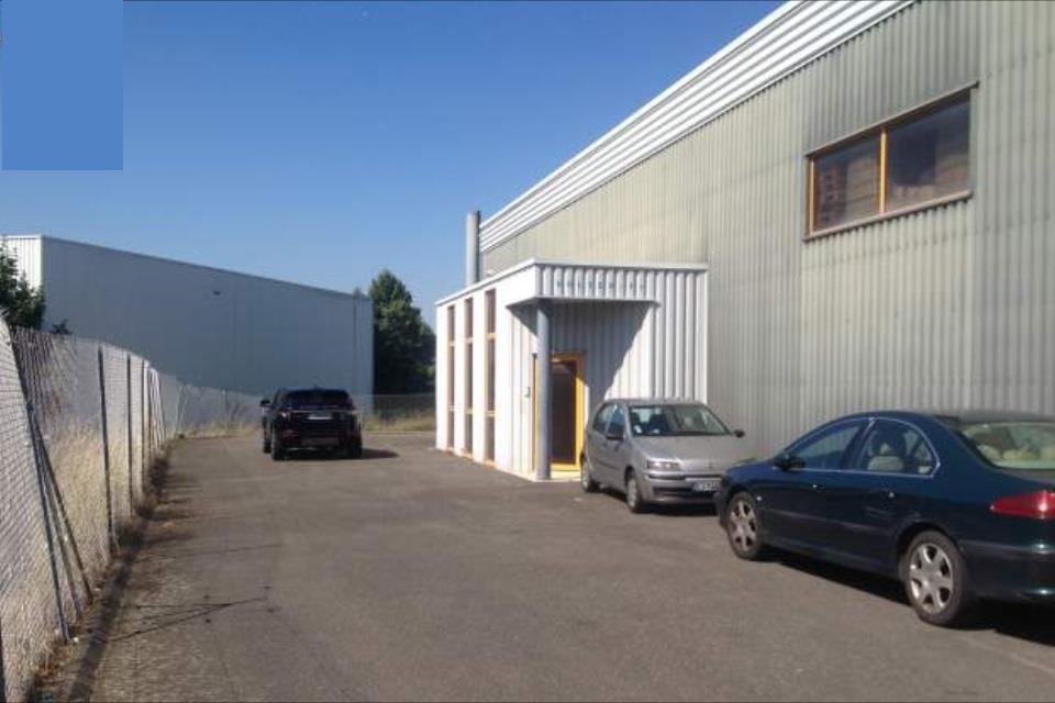 A louer Entrepôt 360 m² Saint-Jean