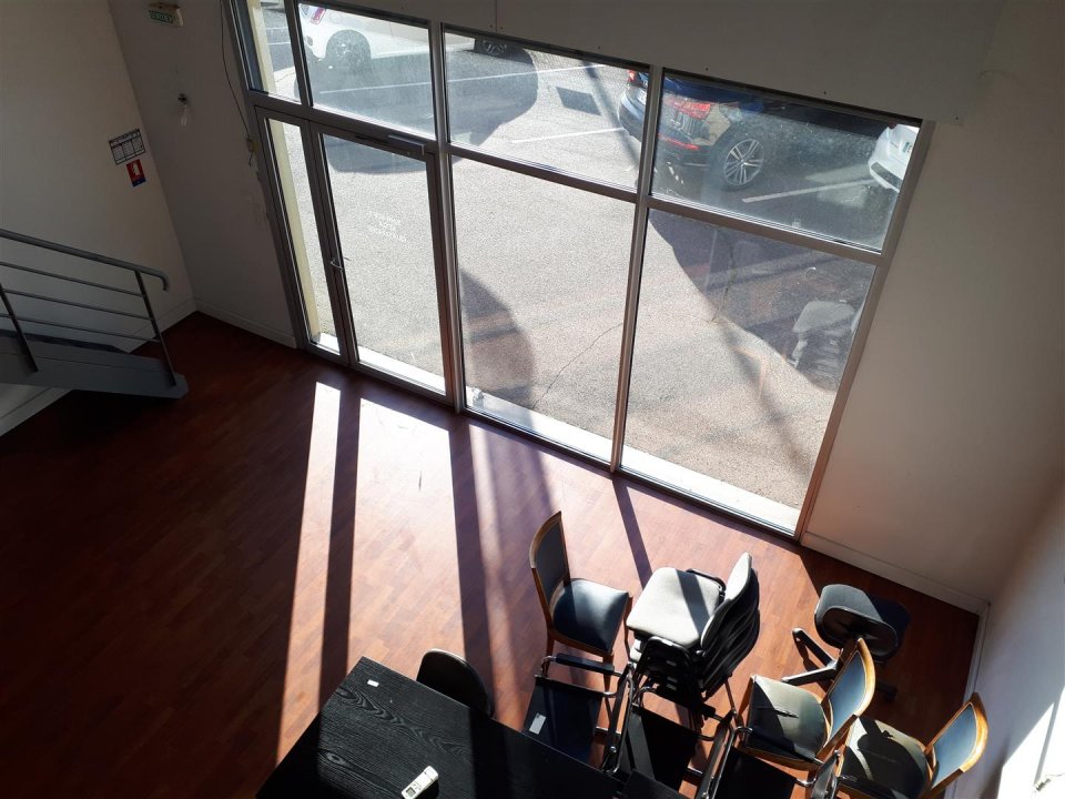 A louer Local commercial  93 m² Aucamville