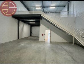 A louer Entrepôt 966 m² Beaupuy