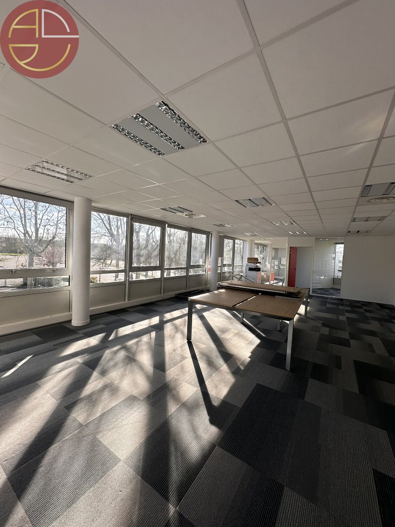 A louer Bureaux 140 m² Labège