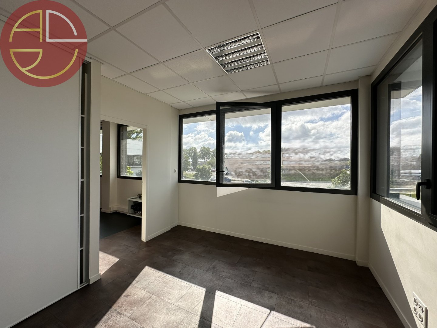 A louer Bureaux 122 m² Eaunes