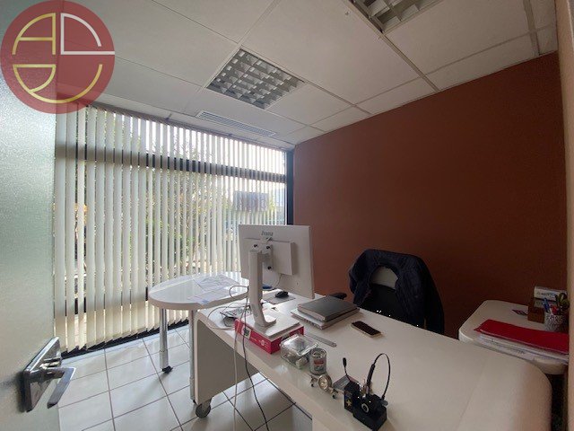 A vendre Local commercial  207 m² Toulouse