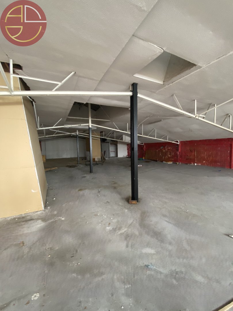 A louer Local commercial  950 m² Toulouse