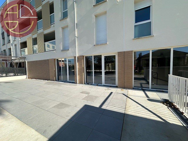 A vendre Local commercial  130 m² Toulouse