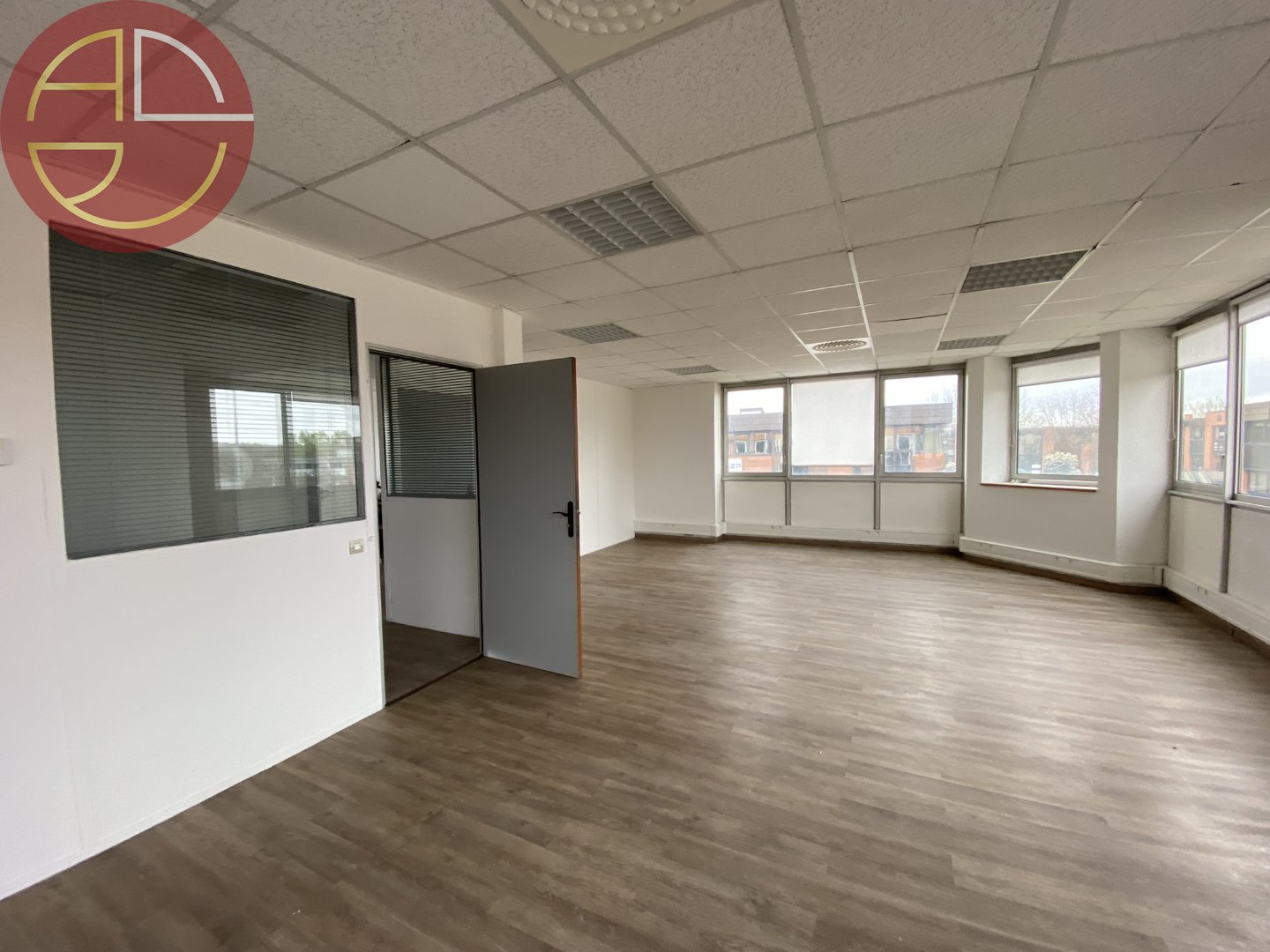 A louer Bureaux 198 m² Colomiers