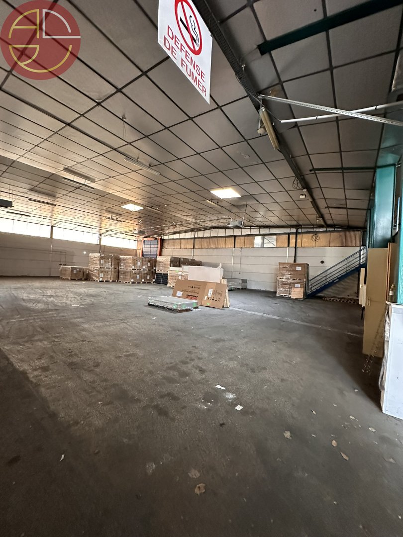 A louer Entrepôt 1 150 m² Eaunes