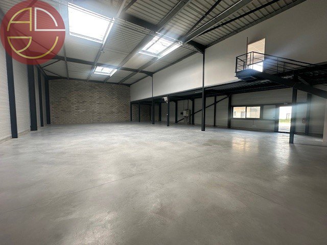 A louer Entrepôt 1 071 m² Aucamville