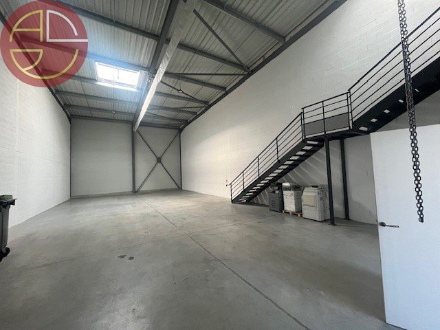 A louer Entrepôt 592 m² Toulouse