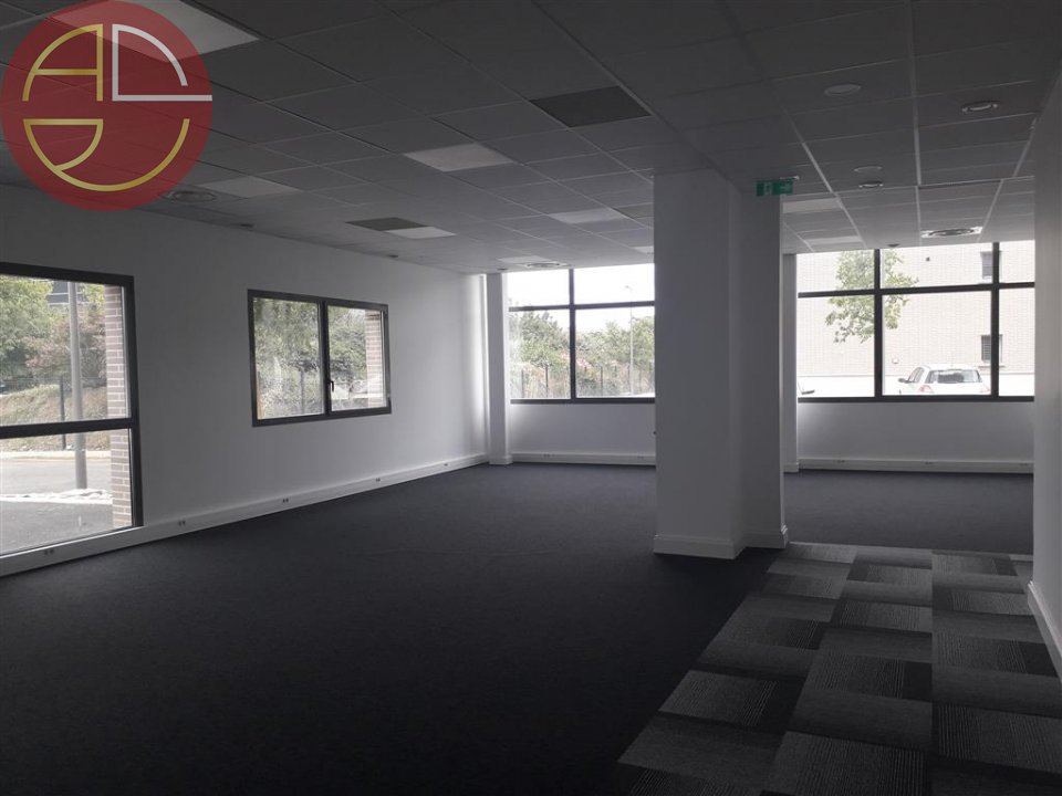 A louer Bureaux 146 m² Colomiers