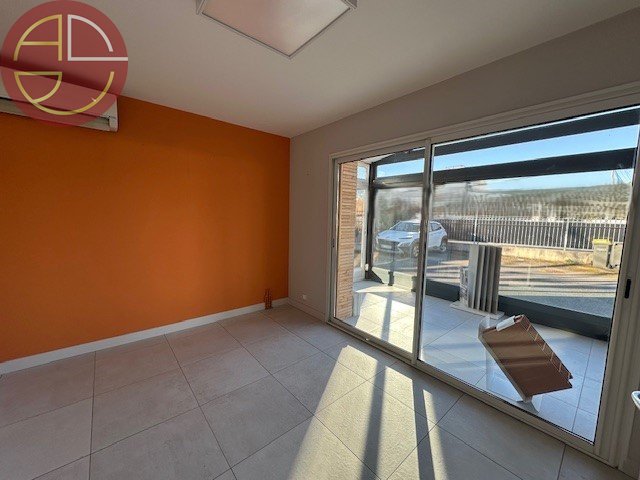 A vendre Local commercial  152 m² Tournefeuille