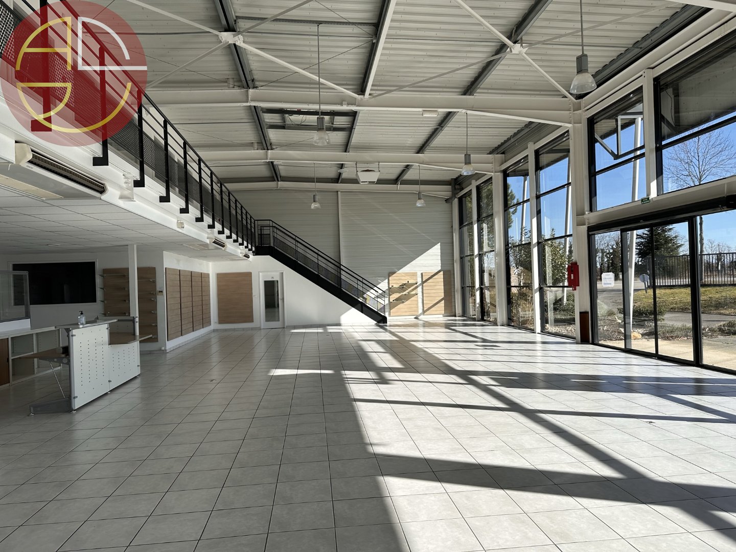 A vendre Entrepôt 2 059 m² Arvigna