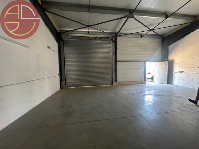 A louer Entrepôt 500 m² Saint-Jean