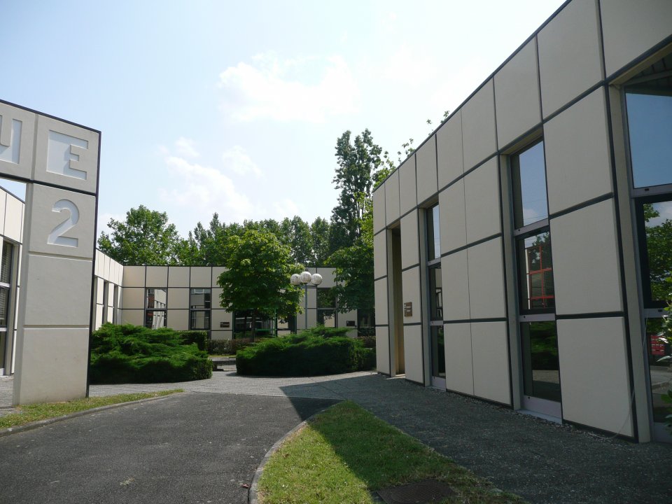 A louer Bureaux 61 m² Labège
