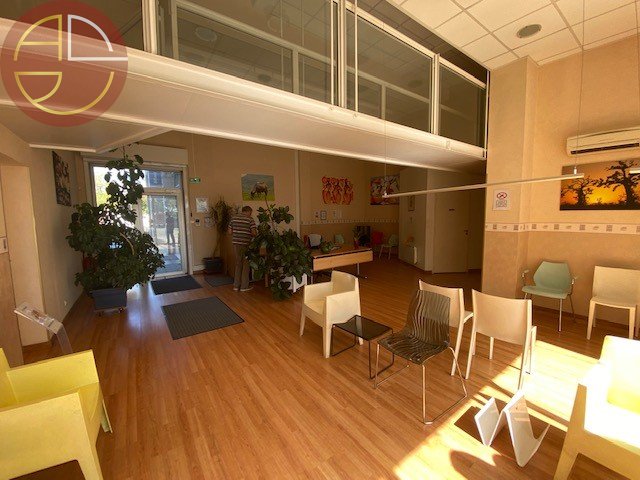 A vendre Local commercial  345 m² Colomiers