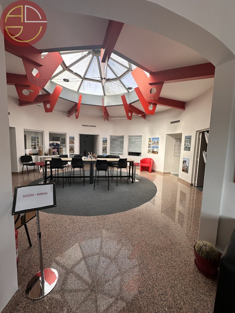 A vendre Bureaux 380 m² Saint-Jean