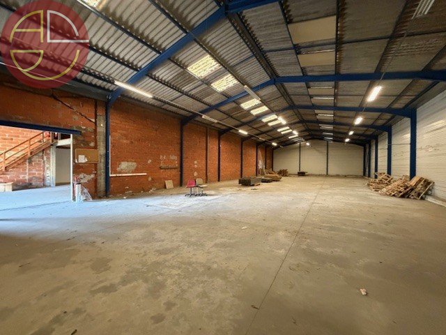 A vendre Entrepôt 1 628 m² Bruguières