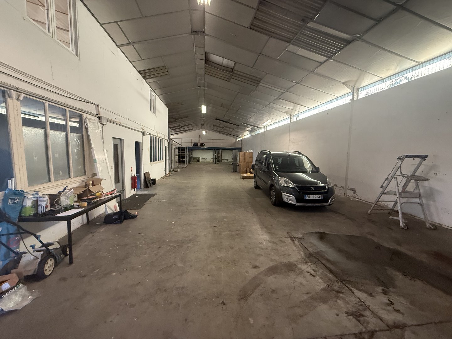 A vendre Entrepôt 590 m² Aucamville