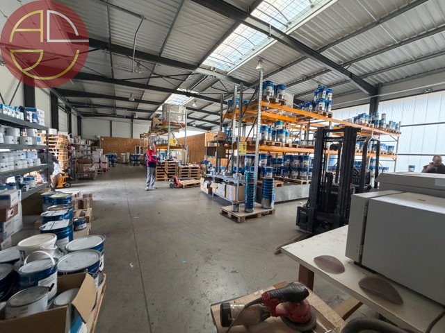 A louer Entrepôt 700 m² Saint-Jory