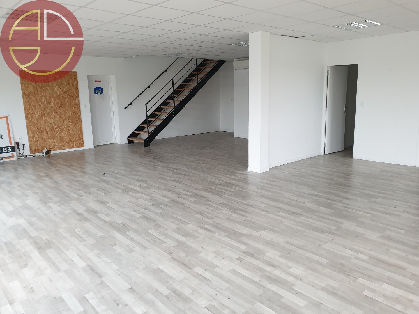 A louer Local commercial  310 m² Plaisance-du-Touch