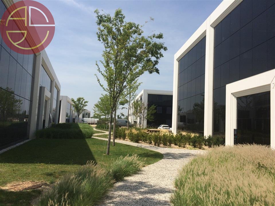 A louer Bureaux 123 m² Labège