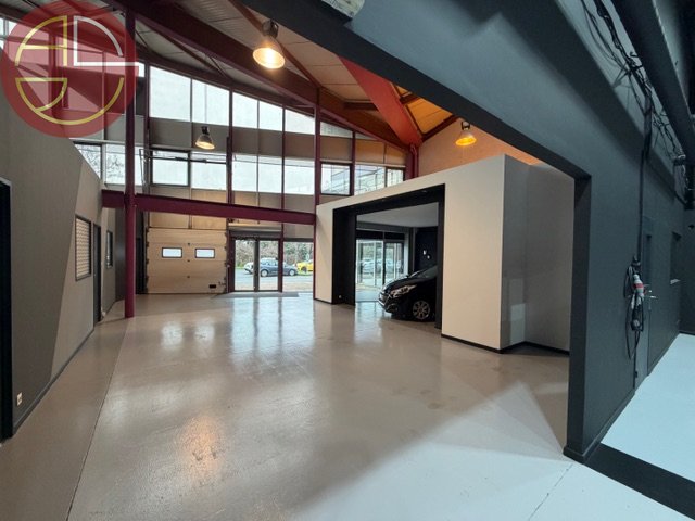 A louer Local commercial  384 m² Toulouse