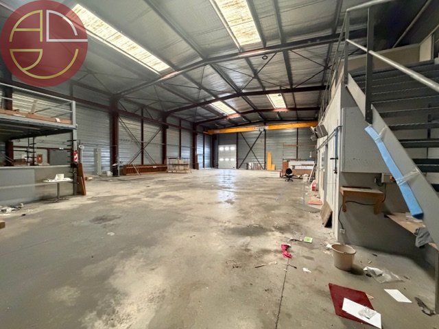 A vendre Entrepôt 1 250 m² Plaisance-du-Touch