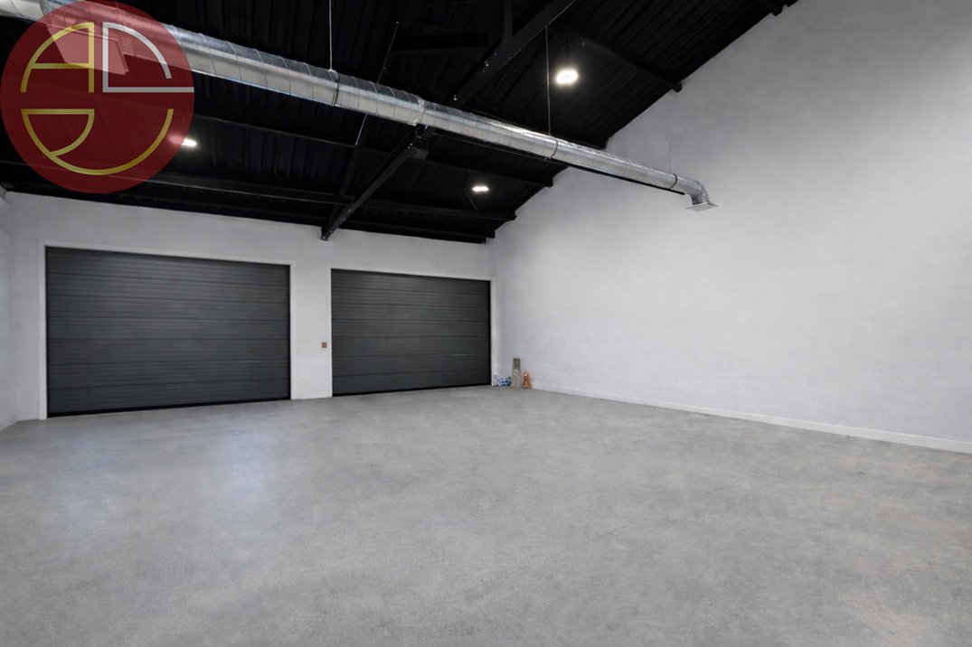 A vendre Entrepôt 485 m² Plaisance-du-Touch