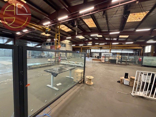 A louer Entrepôt 2 203 m² Tournefeuille