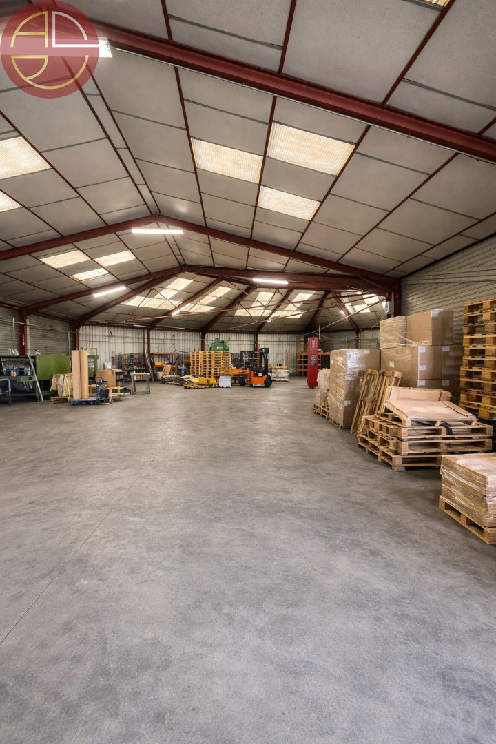 A vendre Entrepôt 1 750 m² Labarthe-sur-Lèze